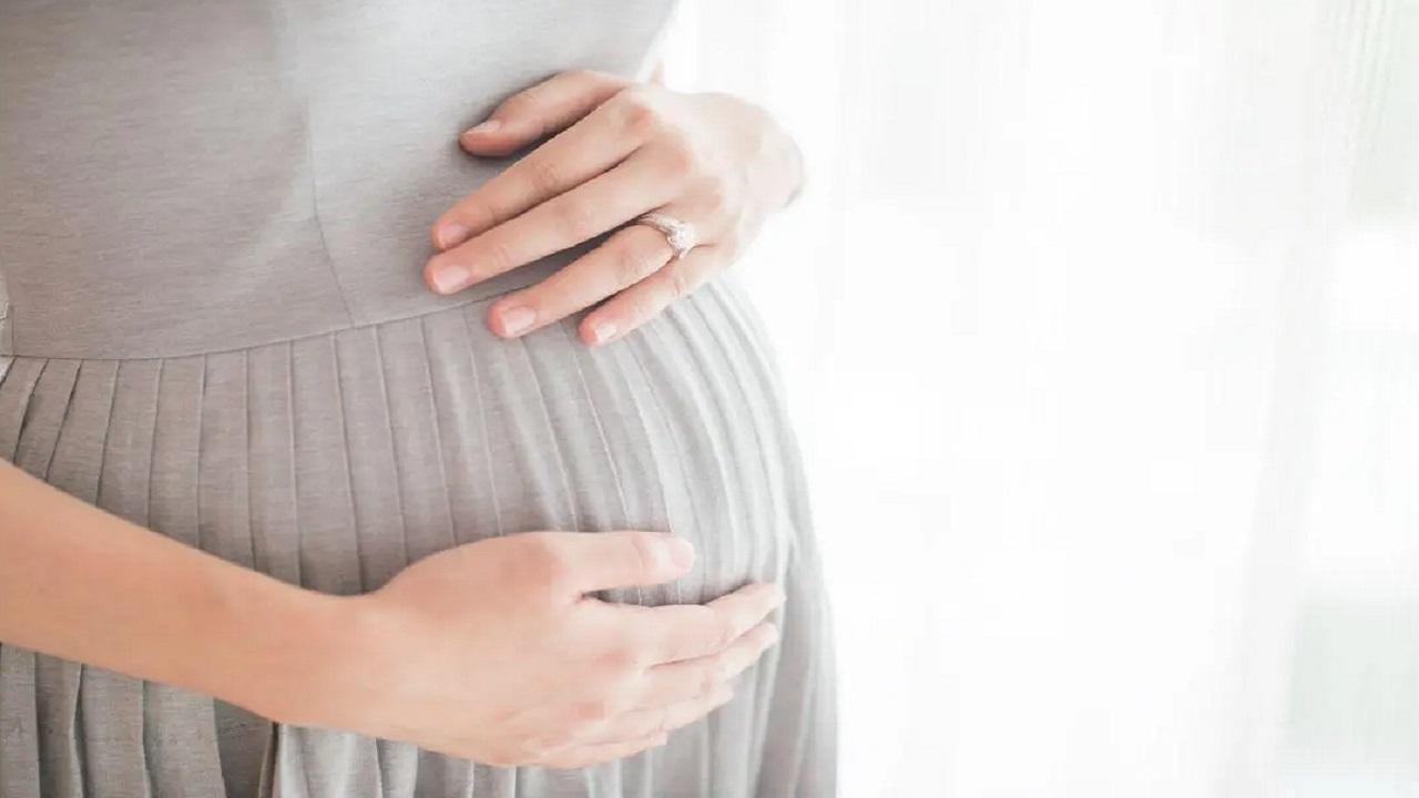 Doctors say work stress is impacting intimacy and fertility in couples