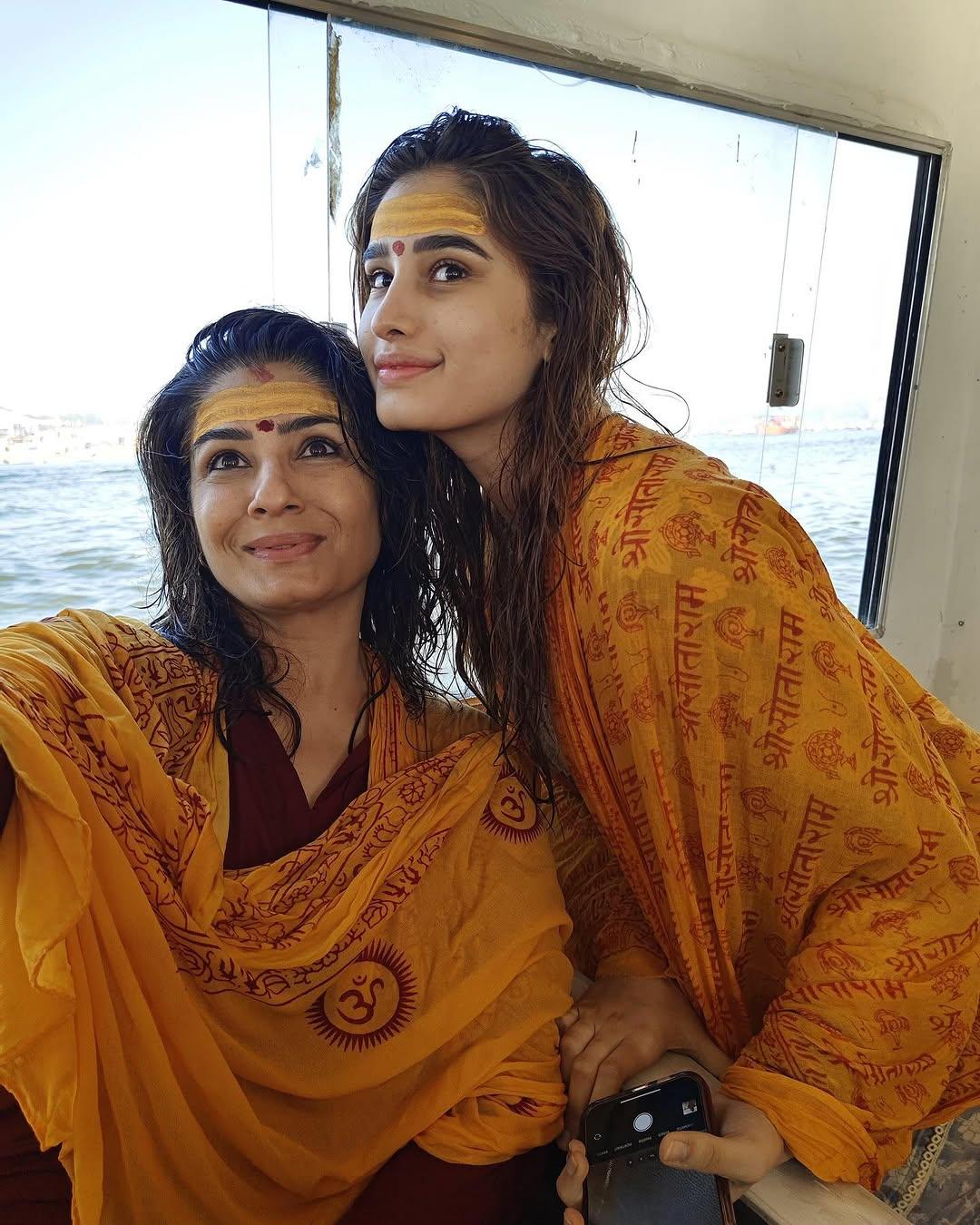This snap was taken after both Rasha and Raveena came out of the water after taking the dip. The selfie captures the mother-daughter duo looking happy