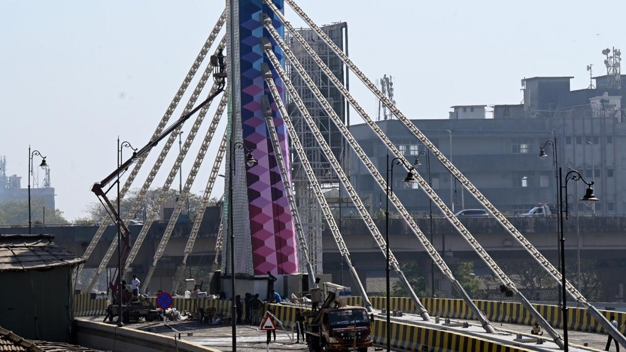 Additionally, the Maharashtra Rail Infrastructure Development Corporation (MRIDC) has designed architectural LED lighting on the proposed bridge, which will enhance the aesthetic appeal and improve the safety parameters with a Bridge Health Monitoring System