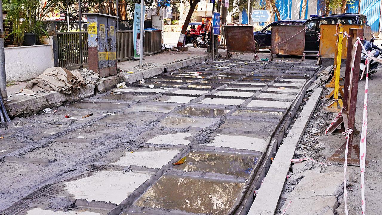 14th Road in Khar West