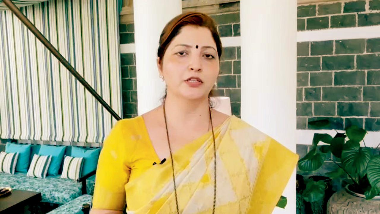 A screengrab of a video put out by Maharashtra State Commission for Women President Rupali Chakankar. PIC/X/@ChakankarSpeaks