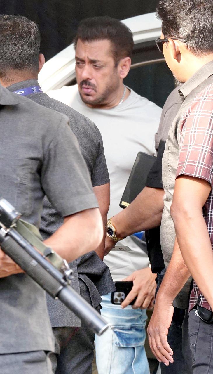 Salman Khan was snapped at Kalina airport with heavy security
