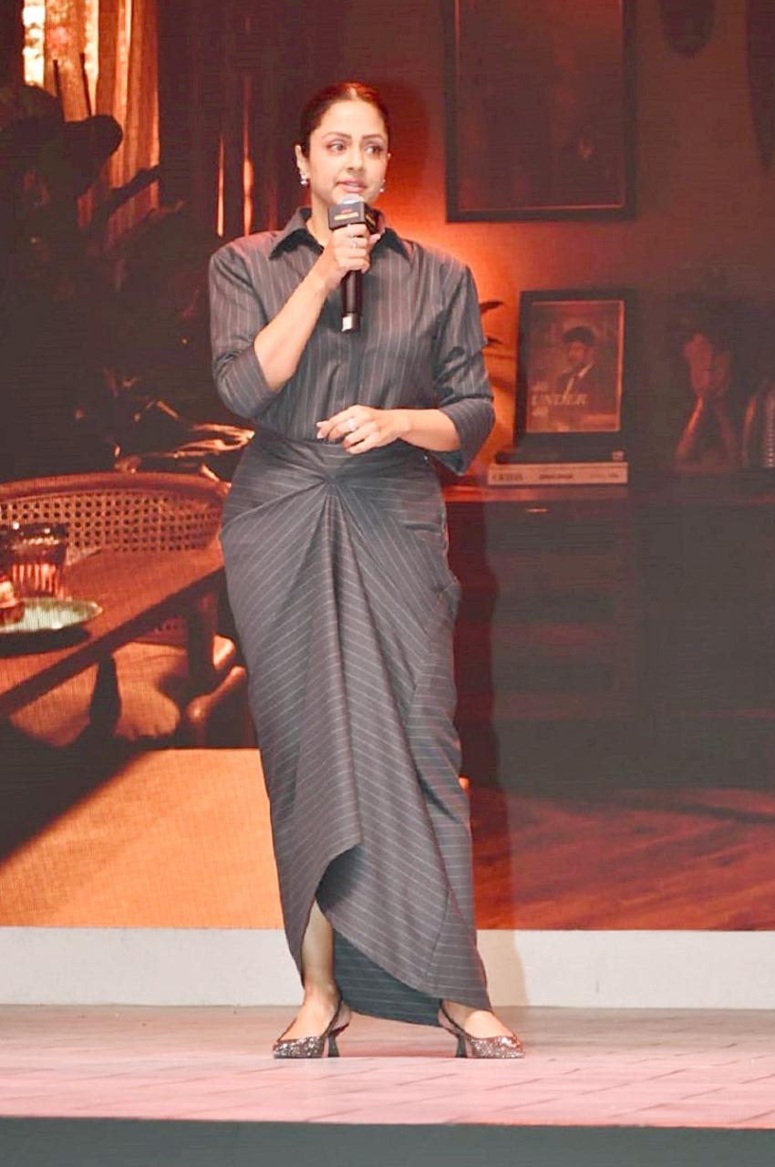 Jyotika was clicked in a stylish grey outfit as she reached the trailer launch event