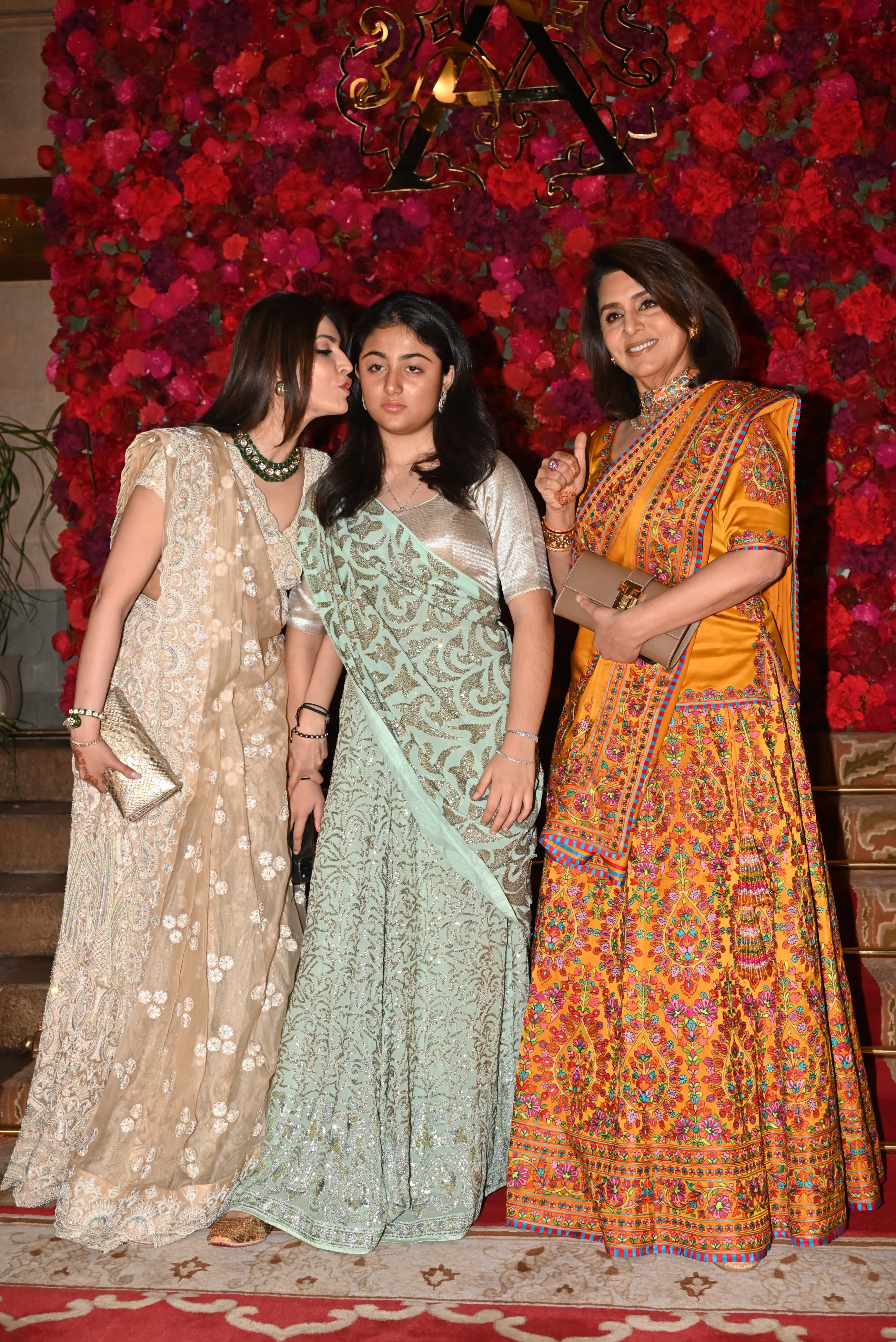 Neetu Kapoor has our heart in a beautiful yellow, heavily embroidered lehenga. She was accompanied by Riddhima Kapoor and her daughter