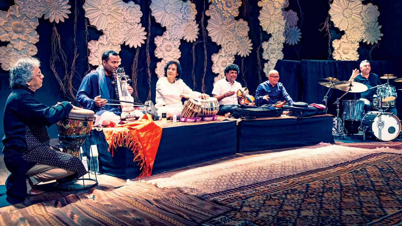 (From left) Taufiq Qureshi, Sabir Khan, Ustad Zakir Hussain, Ganesh-Kumaresh and Ranjit Barot perform during the 2019 edition