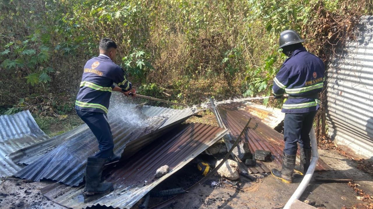 Thane: Fire breaks out in security guard shed on Ghodbunder Road; no casualties reported