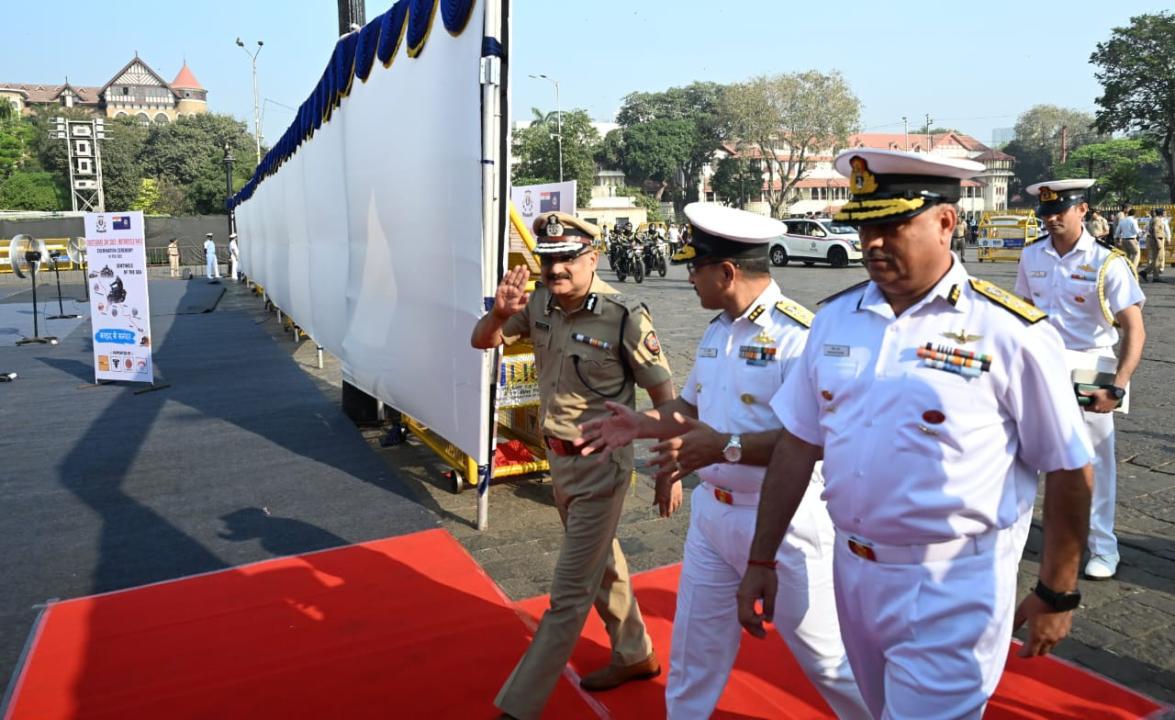IN PHOTOS: Mumbai Police Commissioner attended ICG’s 49th Raising Day ceremony