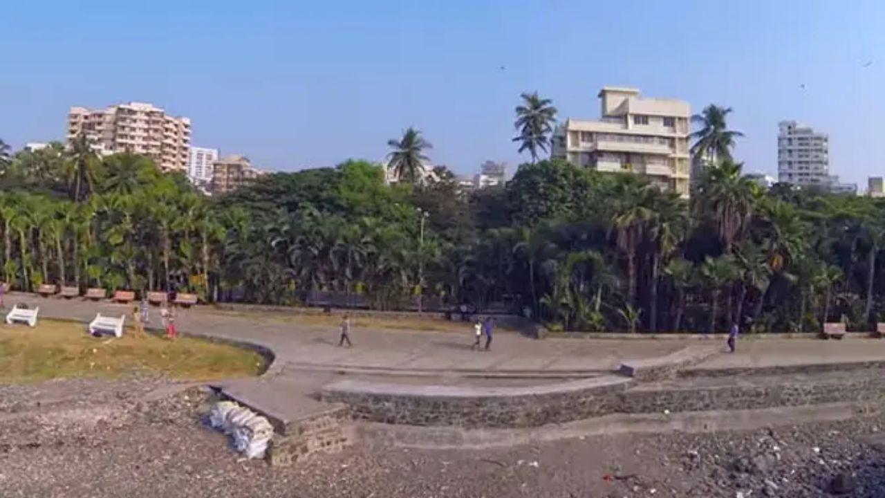 Carter Road
Carter Road offers a blend of coastal romance and trendy cafes. Sip coffee, watch the waves, and let love bloom by the sea. (File pic)