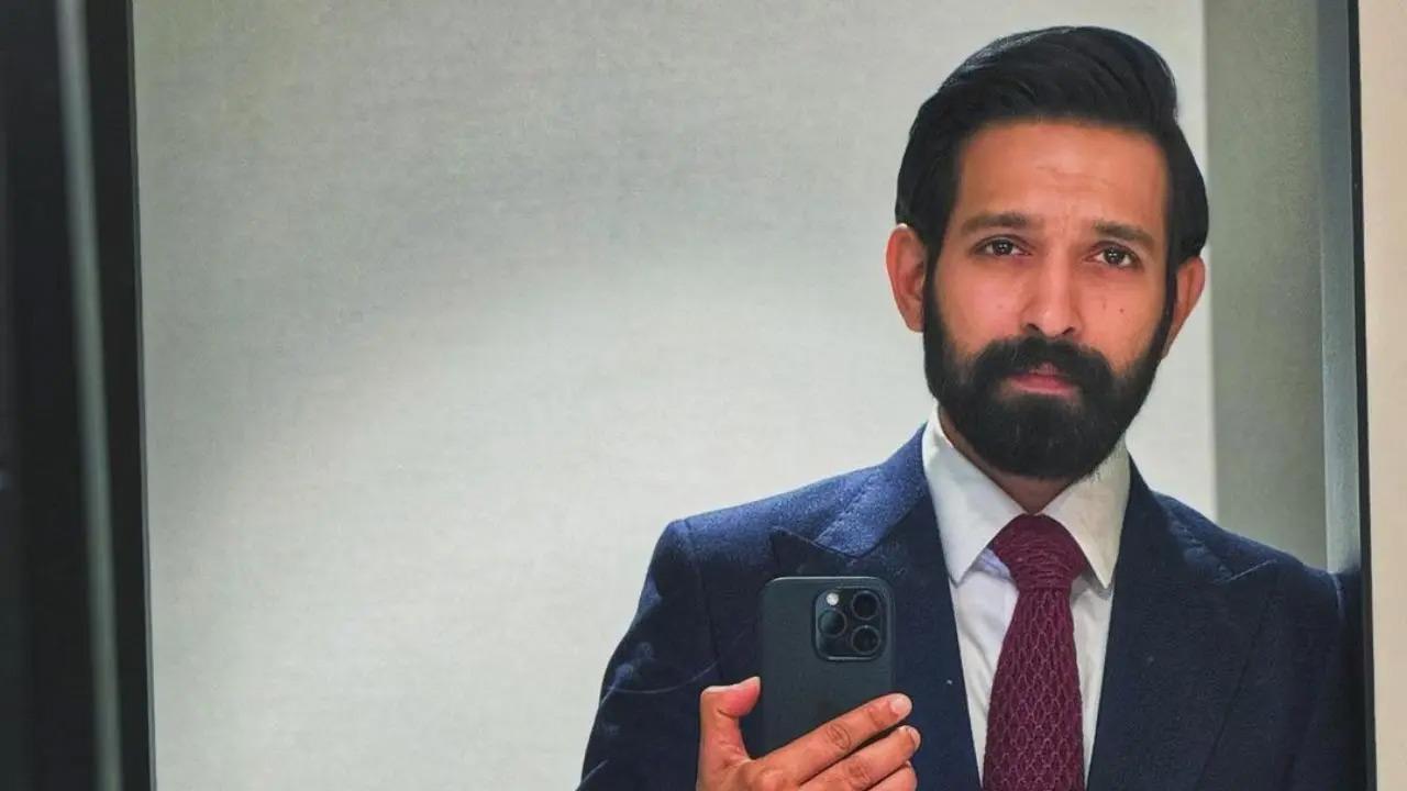 Vikrant Massey begins shoot in Goa for shoot of Rajkumar Hirani's series