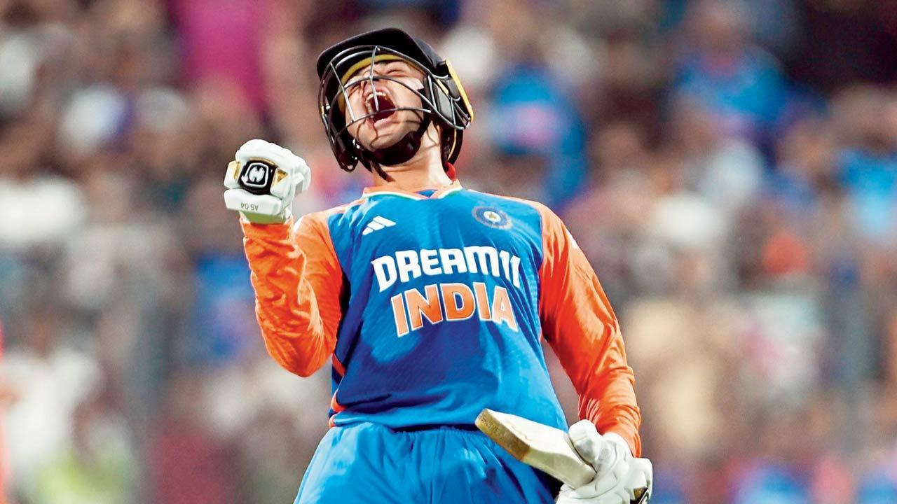 Super Sharma show