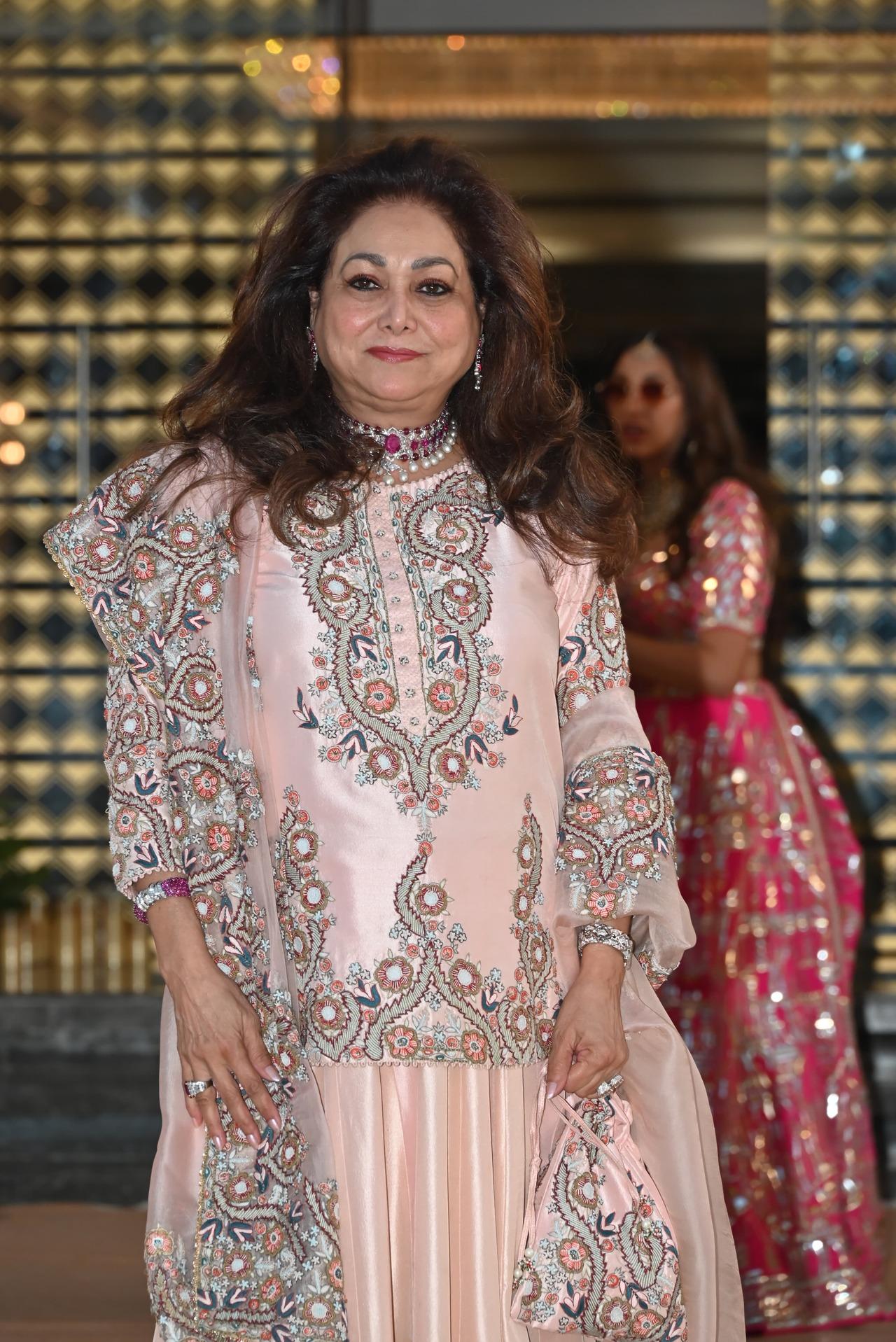 Tina Ambani also arrived at the mehendi ceremony and looked bespoke in her outfit.