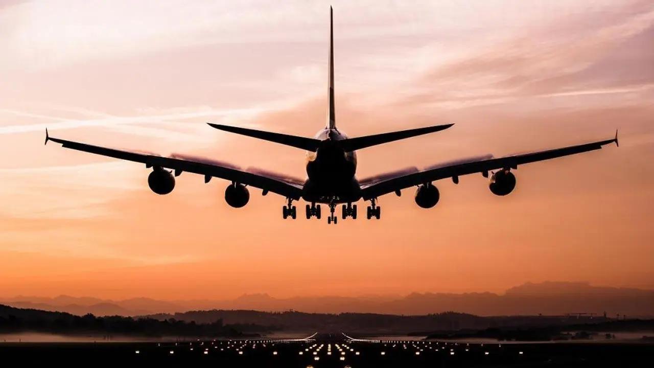 Airline pilots call for regulation of exorbitant training costs in India