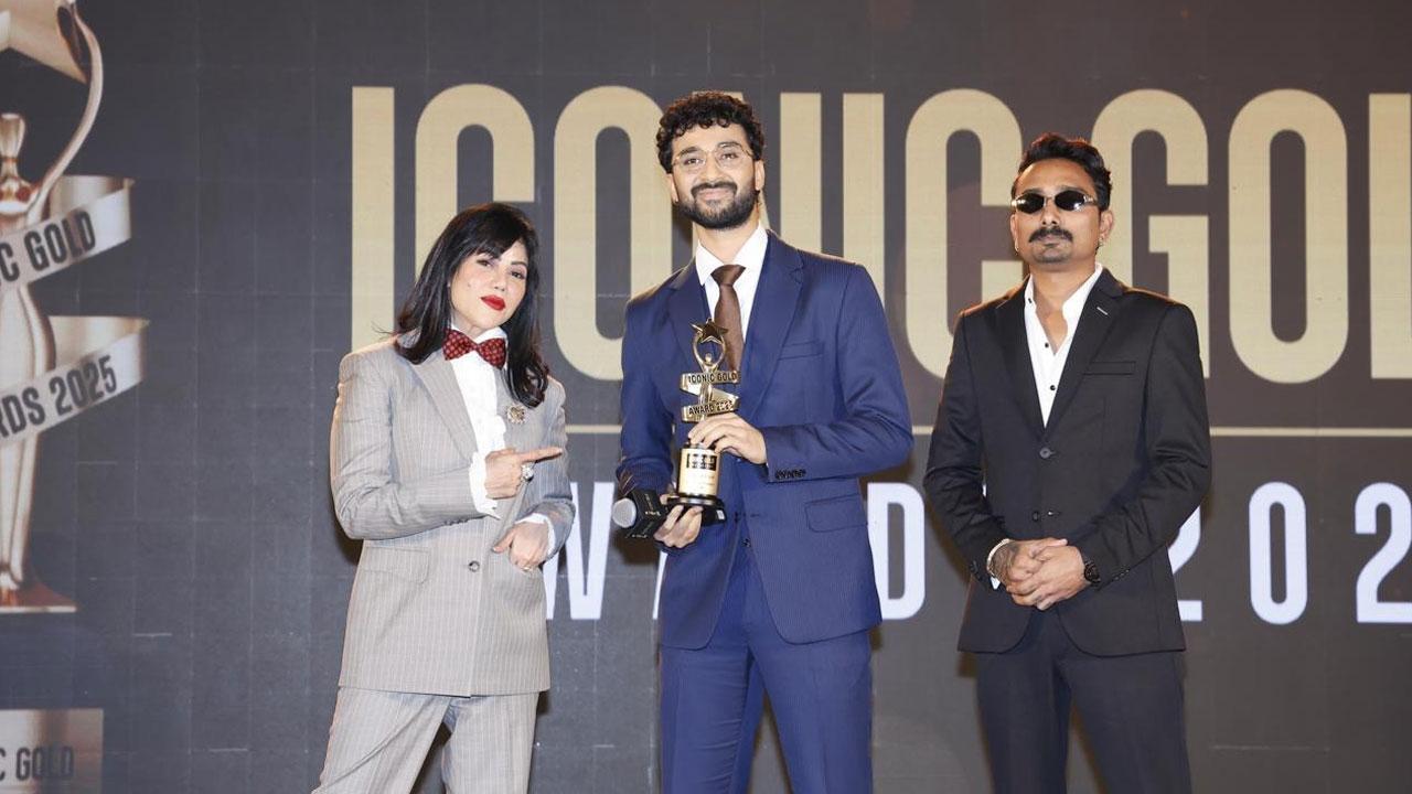 Celebrity Astrologer Ajeet Joshi Attended The Iconic Gold Awards As A Special Guest