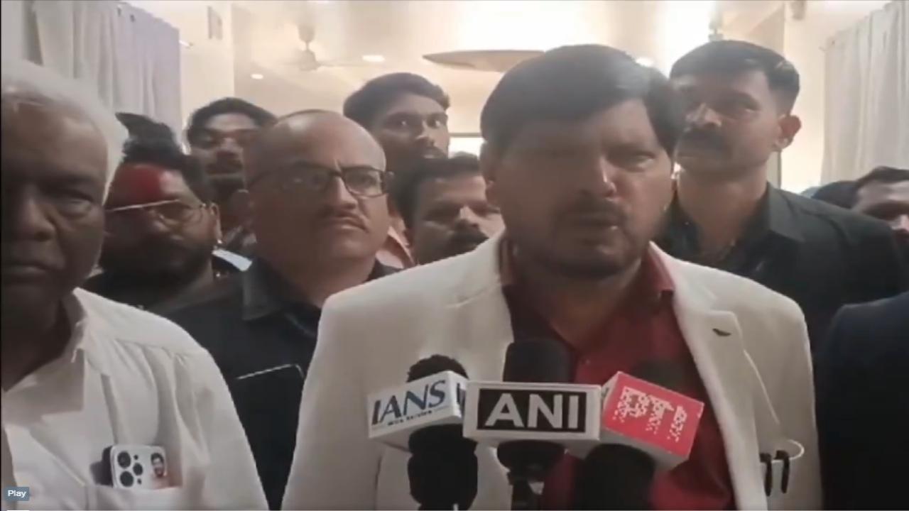 Union Minister Ramdas Athawale opposes Maharashtra’s 'love jihad' law