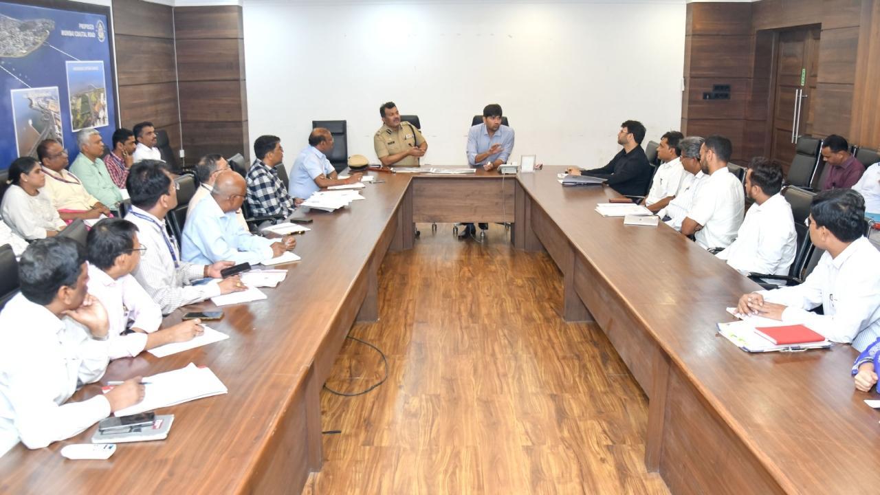 IN PHOTOS: BMC, police and railway officials attend meeting on work of bridges