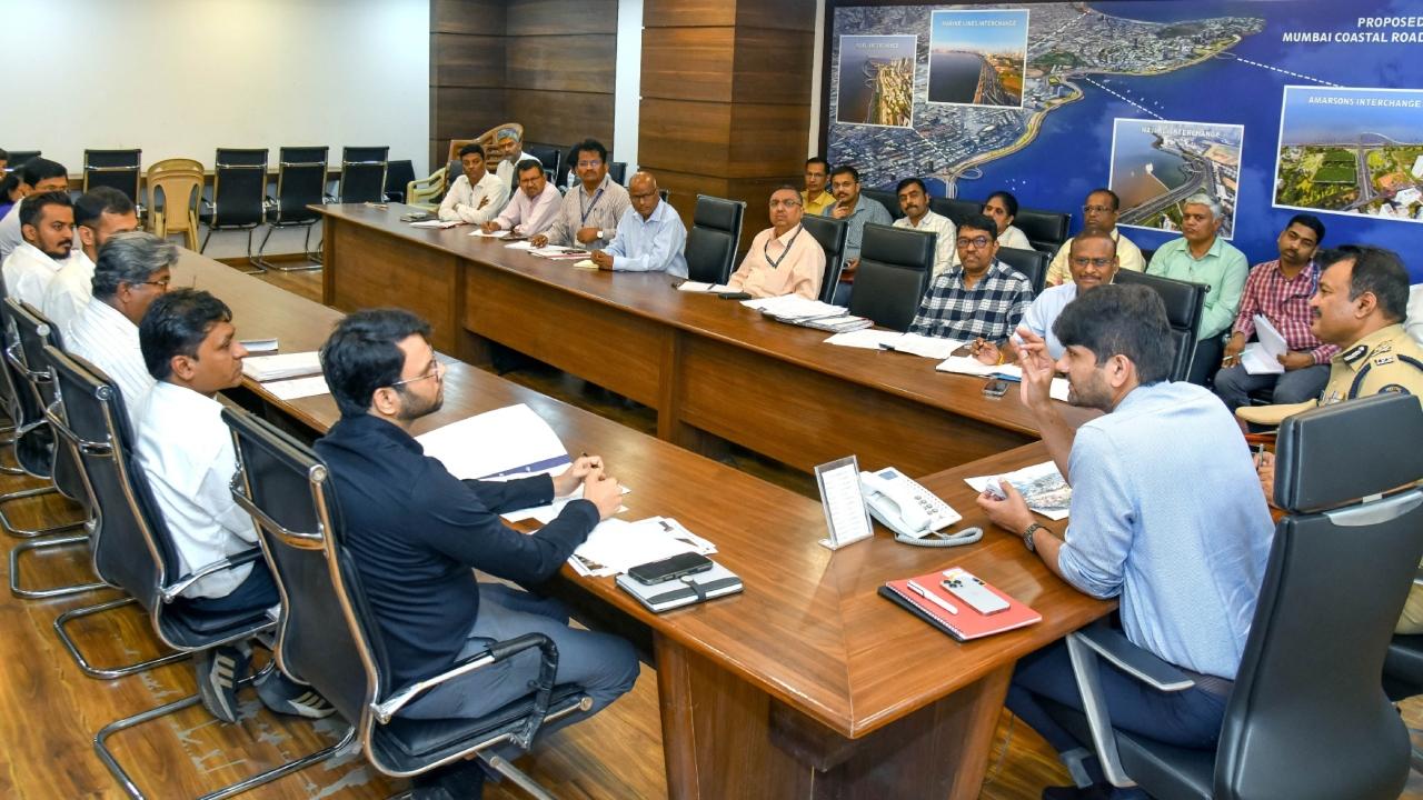 Several key infrastructure projects are underway in Mumbai under the BMC’s bridge department, such as the Gopal Krishna Gokhale Bridge, Sion Bridge, Belasis Bridge, Carnac Bridge, Vidyavihar Bridge, and Vikroli Bridge. Under the guidance of BMC Commissioner Bhushan Gagrani, significant progress has been made in bridge development across the city, the statement said