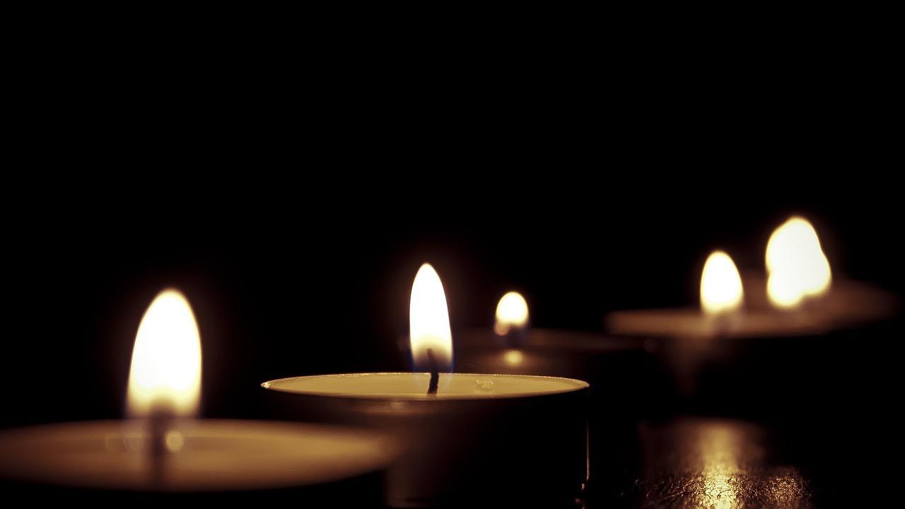 Scented candles can release potentially harmful particles in indoor air: Study