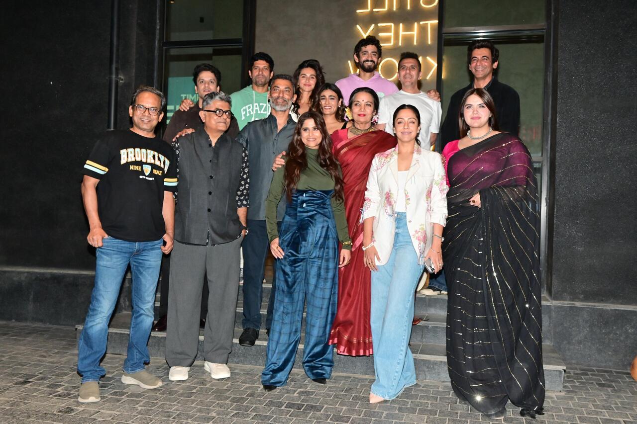 The screening of Dabba Cartel was hosted at the Excel Entertainment office in Khar, Mumbai on Thursday. The cast of the series was seen posing together 