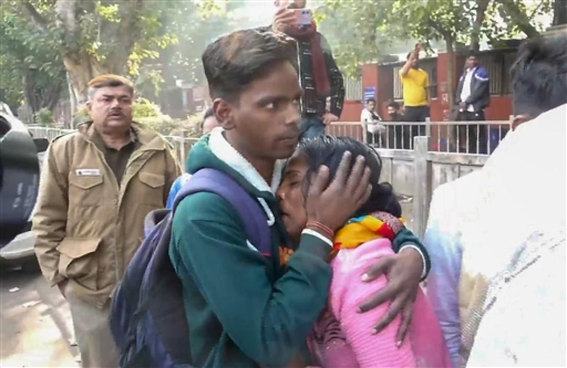Mid-Day Top News at this hour: New Delhi Railway Station stampede claims 18 lives, probe underway and more