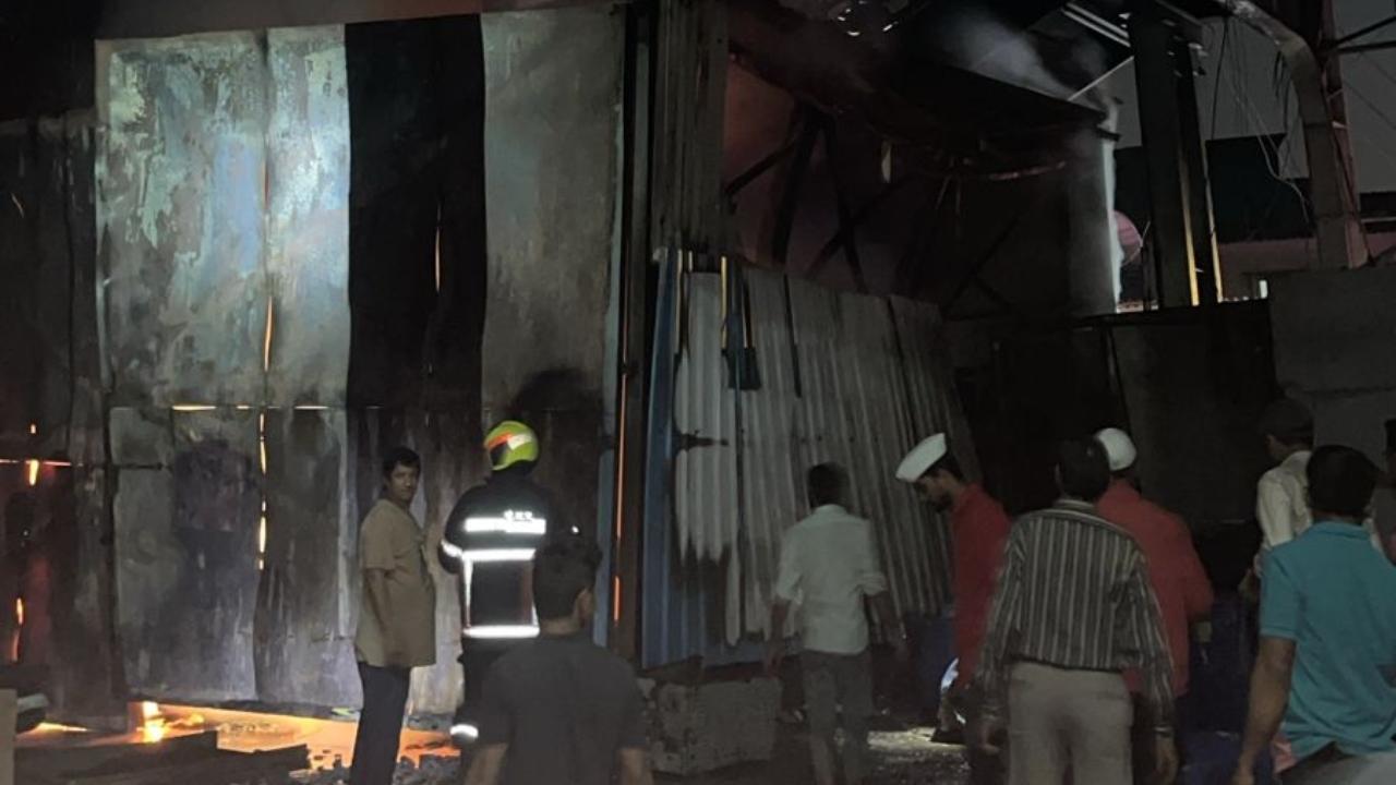 Fire breaks out at railway carshed in Mumbai's Khar