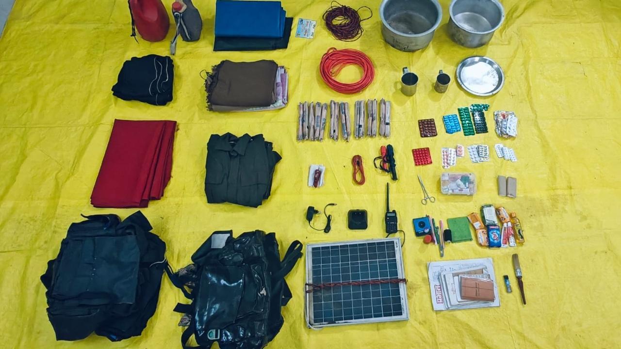 Gadchiroli Police destroys Maoist hideout; one official martyred