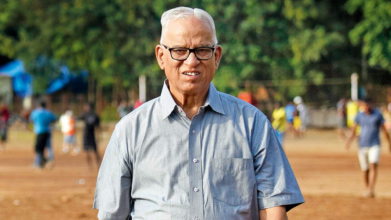 Vilas Godbole at Shivaji Park in 2018. File pic/Ashish Raje