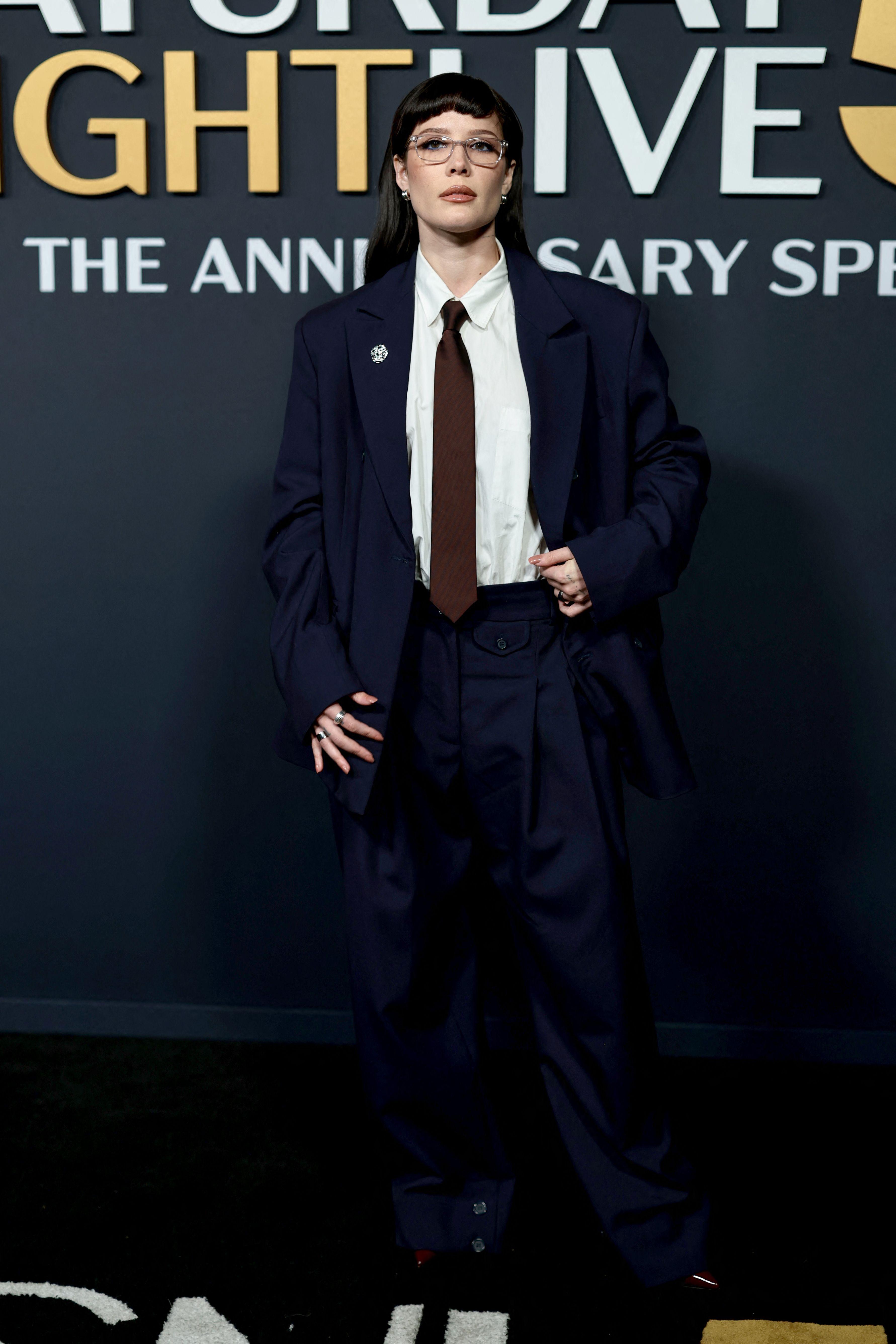  Halsey attends SNL50: The Anniversary Special on February 16, 2025 in New York City