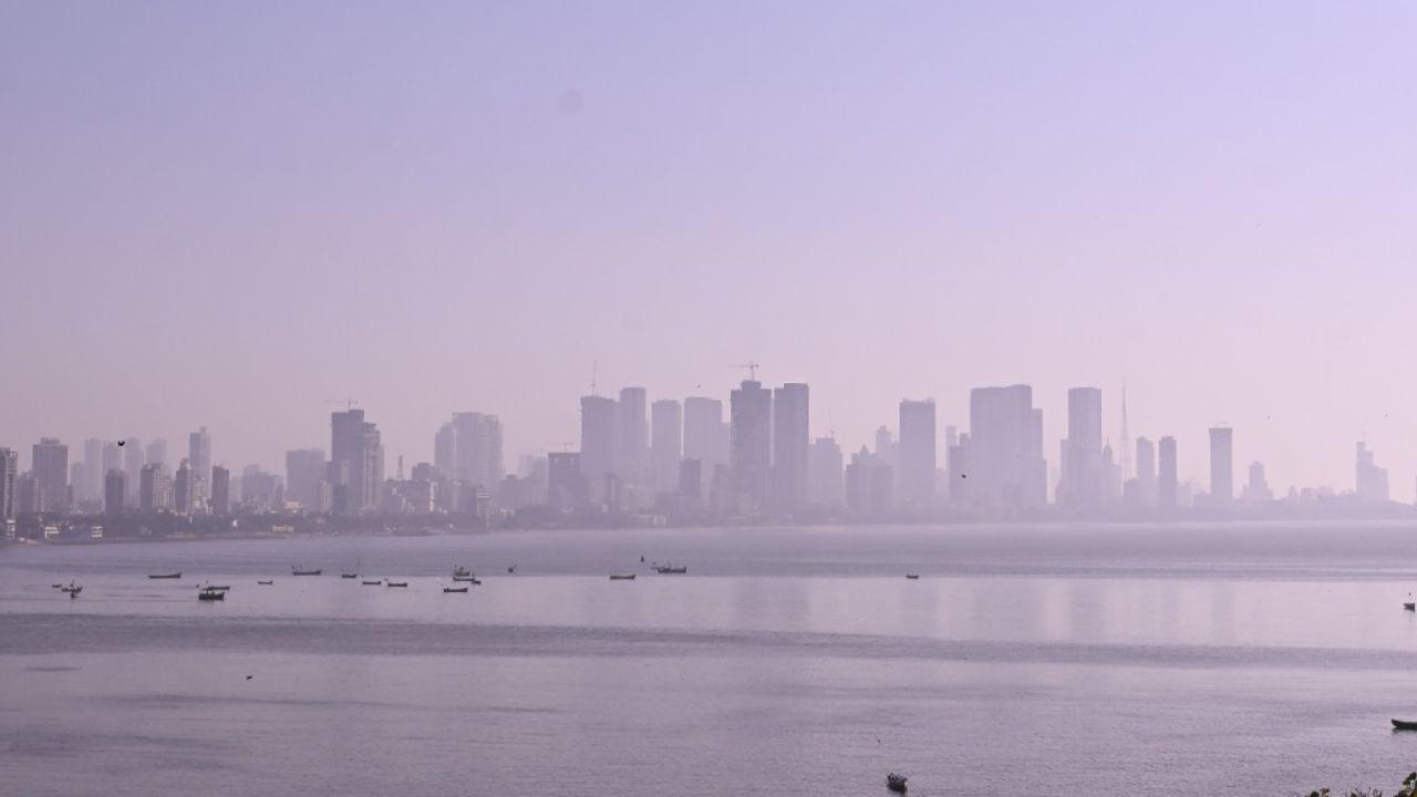 A thick layer of smog blankets Mumbai’s skyline, reducing visibility and affecting air quality across the city