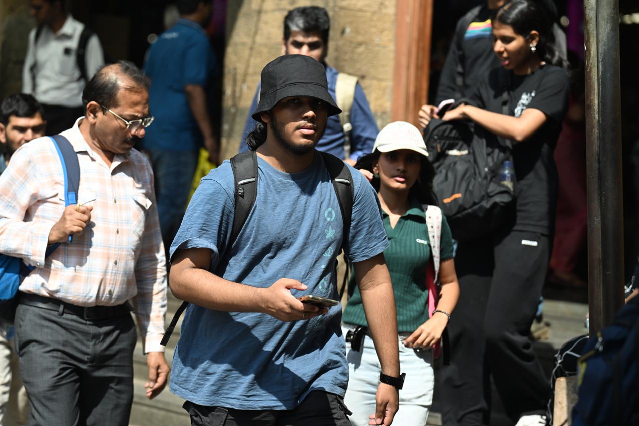 The IMD recommends consuming hydrating fluids such as coconut water, lemon water, buttermilk, and ORS to combat dehydration. Wearing lightweight, light-coloured, and loose-fitting cotton clothing is advised to minimise heat absorption.