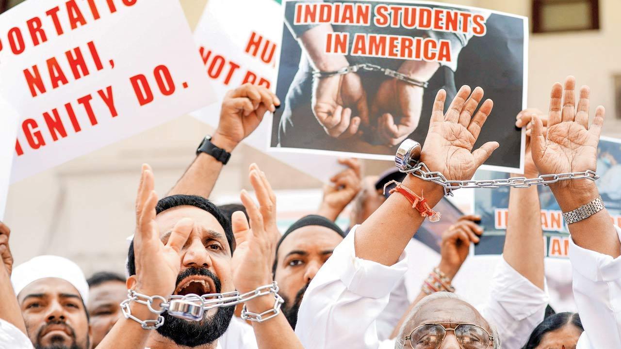 US to deport 487 Indians: Foreign secretary