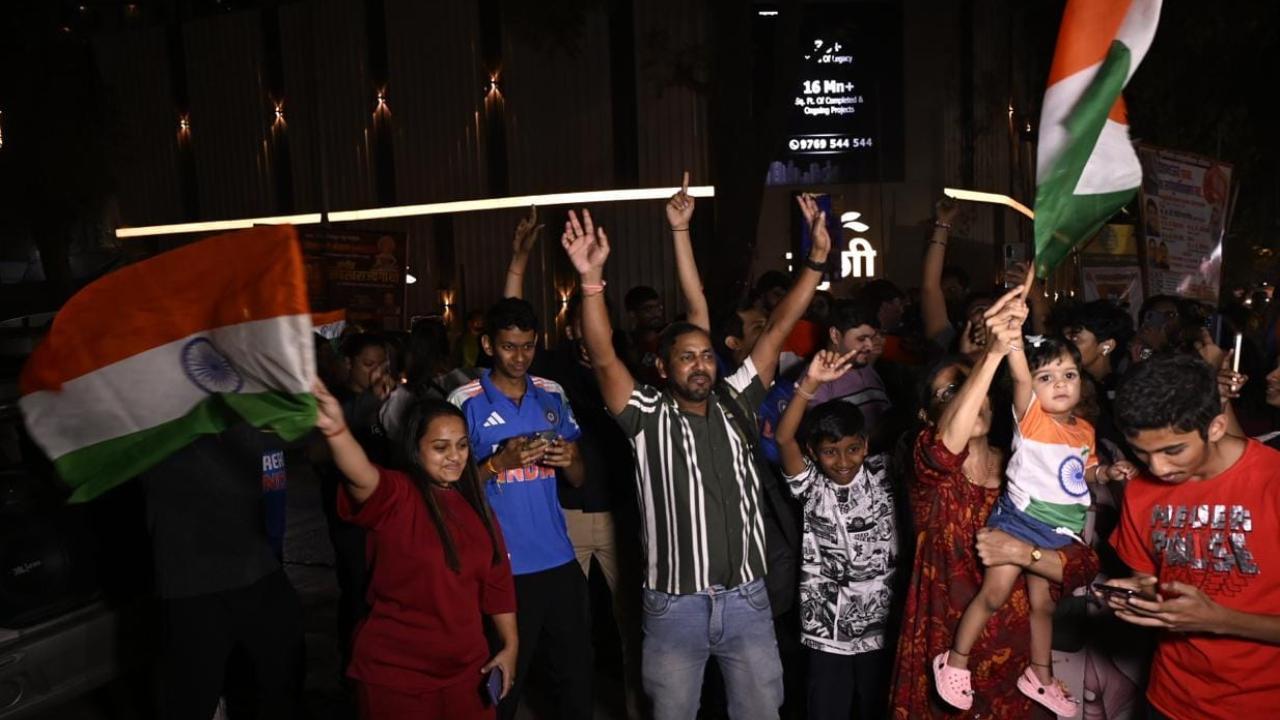 People celebrate Team India's victory over Pakistan in the Champions Trophy 2025 (Pic: Ashish Raje)