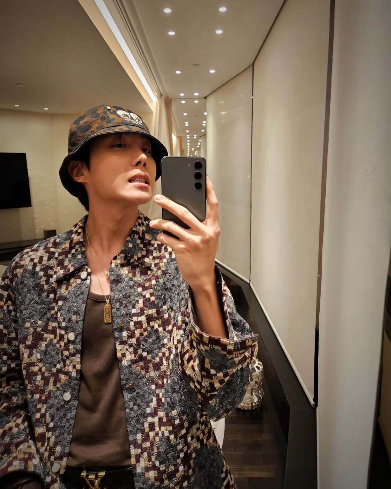 He joined Travis Scott, AP Dhillon, and other stars at Louis Vuitton’s Paris Fashion Week 2025 show.