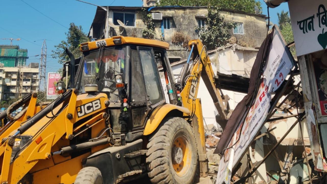 IN PHOTOS: BMC's demolition drive in Mumbai's Kandivali