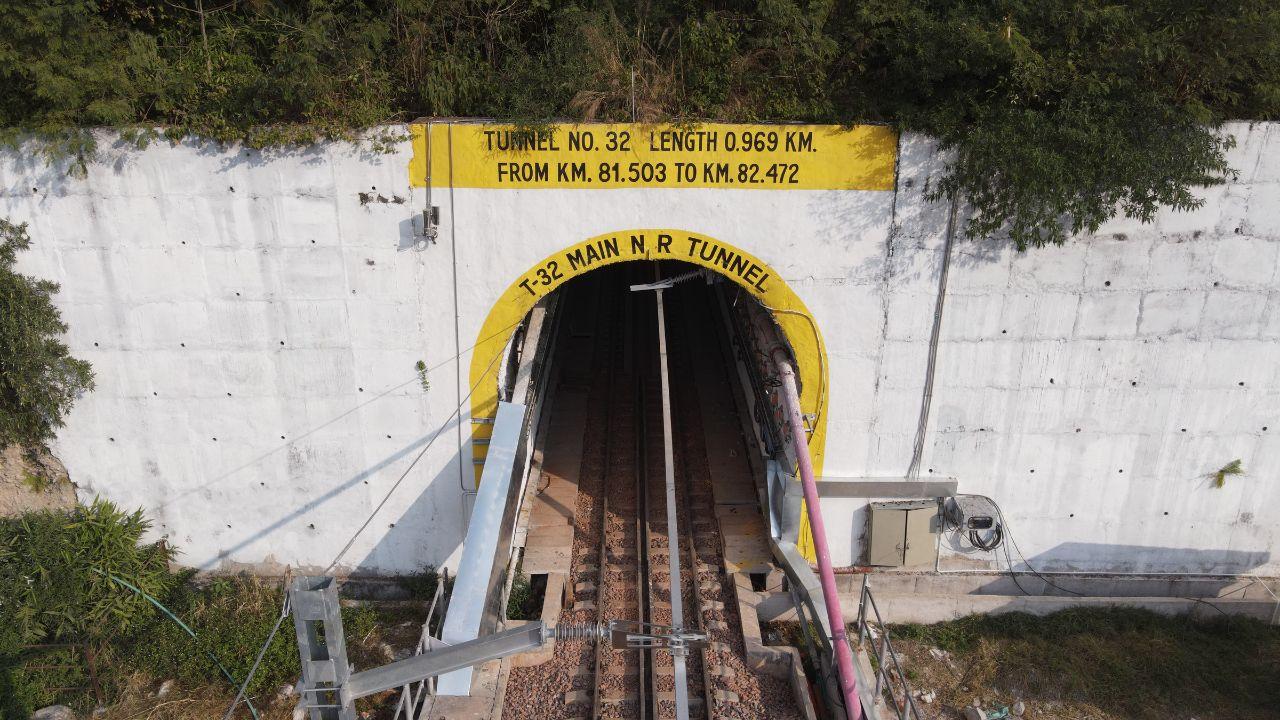 The Banihal Tunnel ensures all-season connectivity, allowing trains to operate through heavy snowfalls and extreme weather conditions