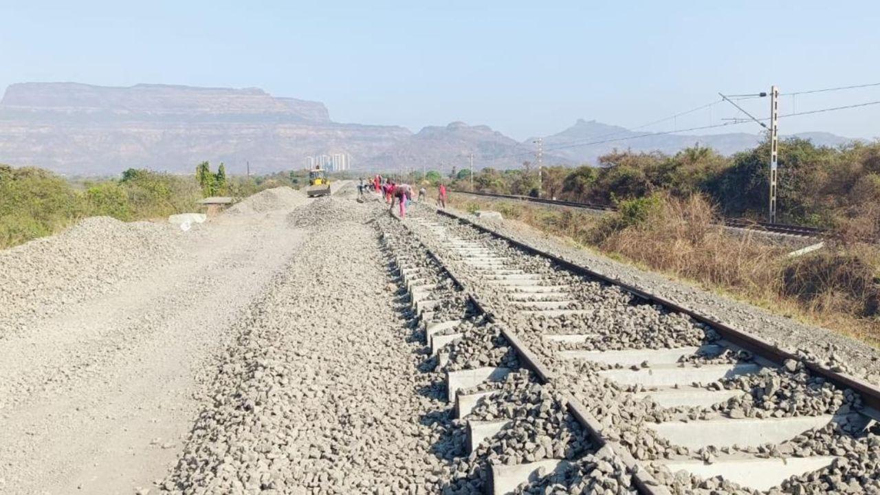 The three tunnels (total: 3,164 m) include i.e. Tunnel-1 (Nadhal tunnel) of 219 m, Tunnel-2 (Wavarle tunnel) of 2,625 m and Tunnel-3 (Kirawali tunnel) of 320 m of which Wavarle is the longest of all on the Mumbai suburban railway