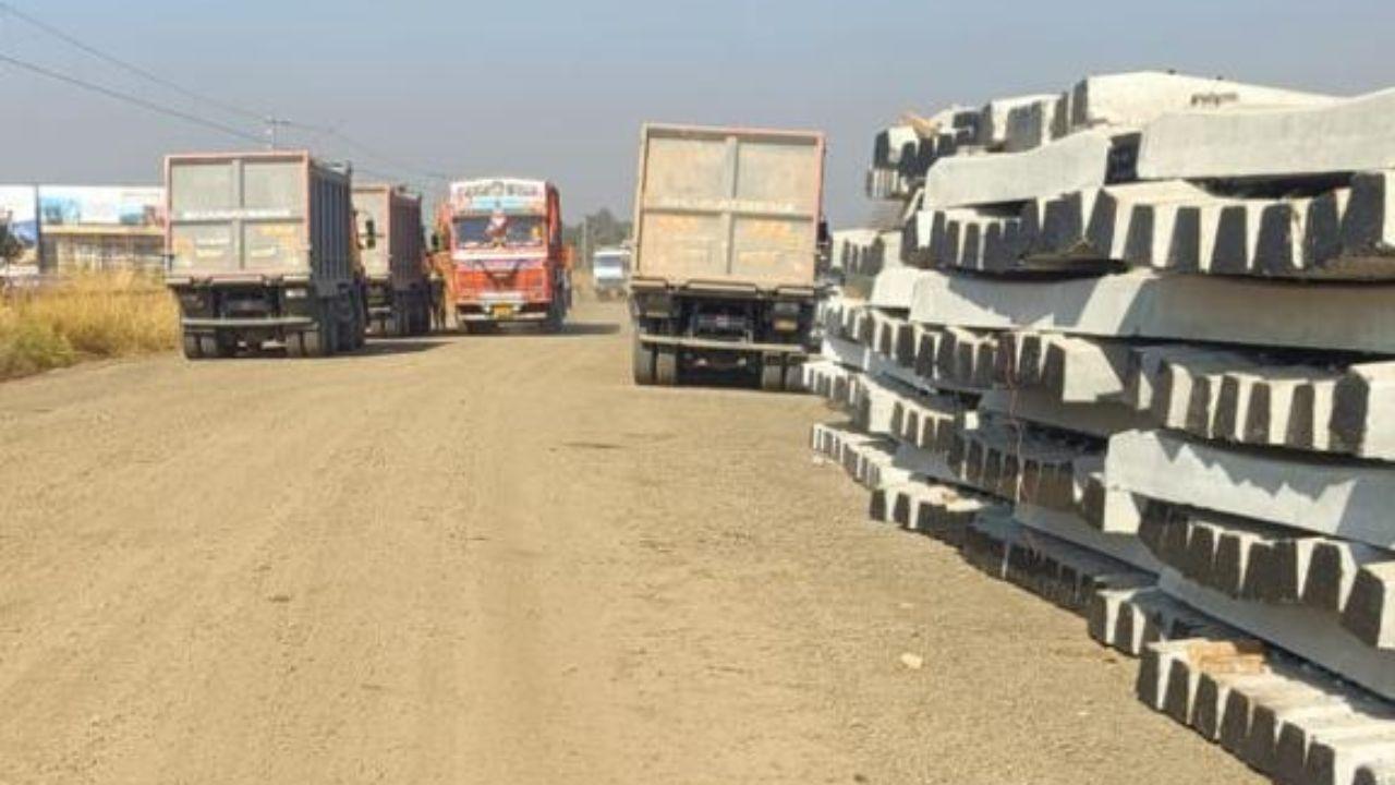 As per  Mumbai Railway Vikas Corporation (MRVC), it is making substantial progress in the construction of the new Panvel-Karjat suburban railway corridor, a crucial double-line project aimed at enhancing suburban rail connectivity on Central Railway