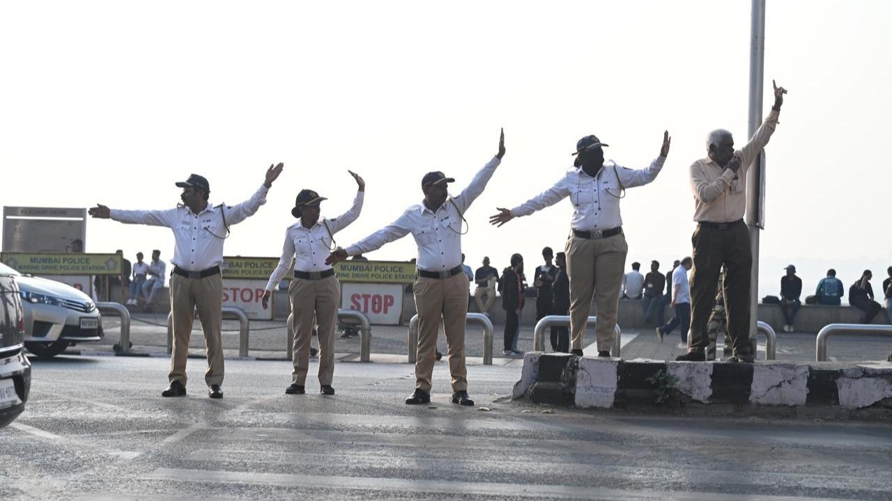 The traffic cops will also be trained on the use of modern traffic monitoring technologies and effective communication strategies to ensure better coordination on the roads