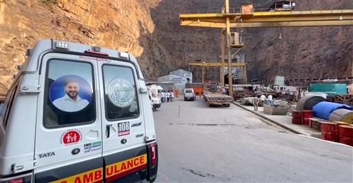 The Central Government is closely tracking developments, with the Ministry of Home Affairs (MHA) maintaining round-the-clock coordination with state authorities to facilitate support. The Managing Director of the National Highways and Infrastructure Development Corporation Limited (NHIDCL) is expected to arrive at the site shortly to oversee the response.