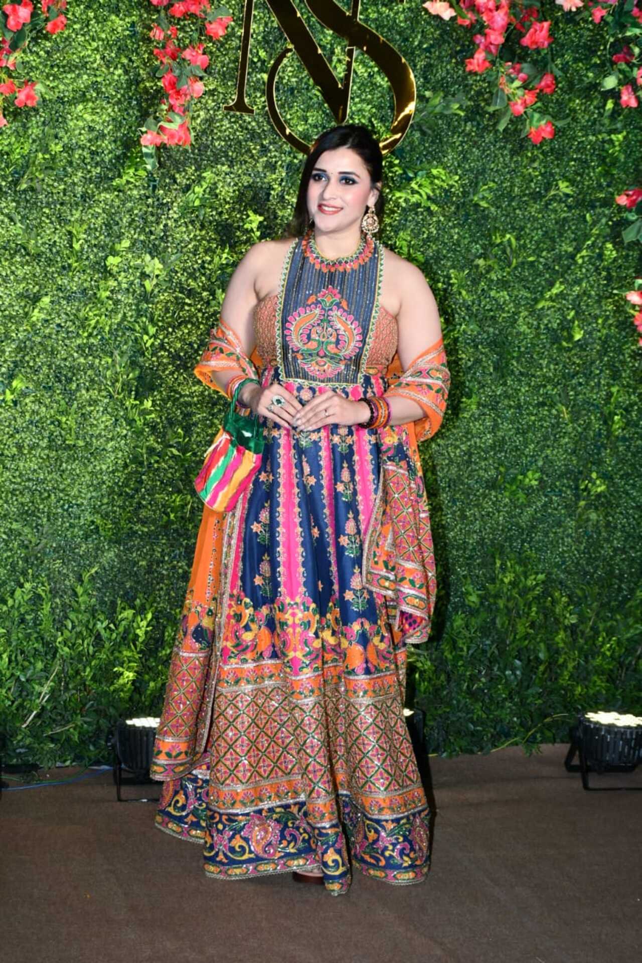 Priyanka's cousin and former Bigg Boss contestant Mannara Chopra was also present in an ethnic ensemble.