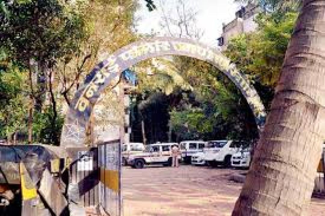 Pakistani man stranded at Mumbai police station for months awaiting deportation