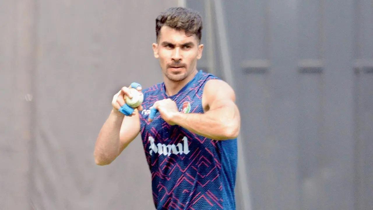 Opener Rahmanullah Gurbaz failed to stay longer at the crease as he returned to the pavilion after scoring just six runs off 15 balls