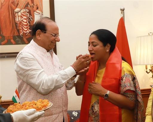 Delhi Lieutenant Governor V K Saxena invited Gupta to form the new government after she staked claim on Wednesday evening at Raj Niwas. She will be sworn in as Delhi’s 9th Chief Minister, marking the BJP’s return to power in the capital after 26 years.