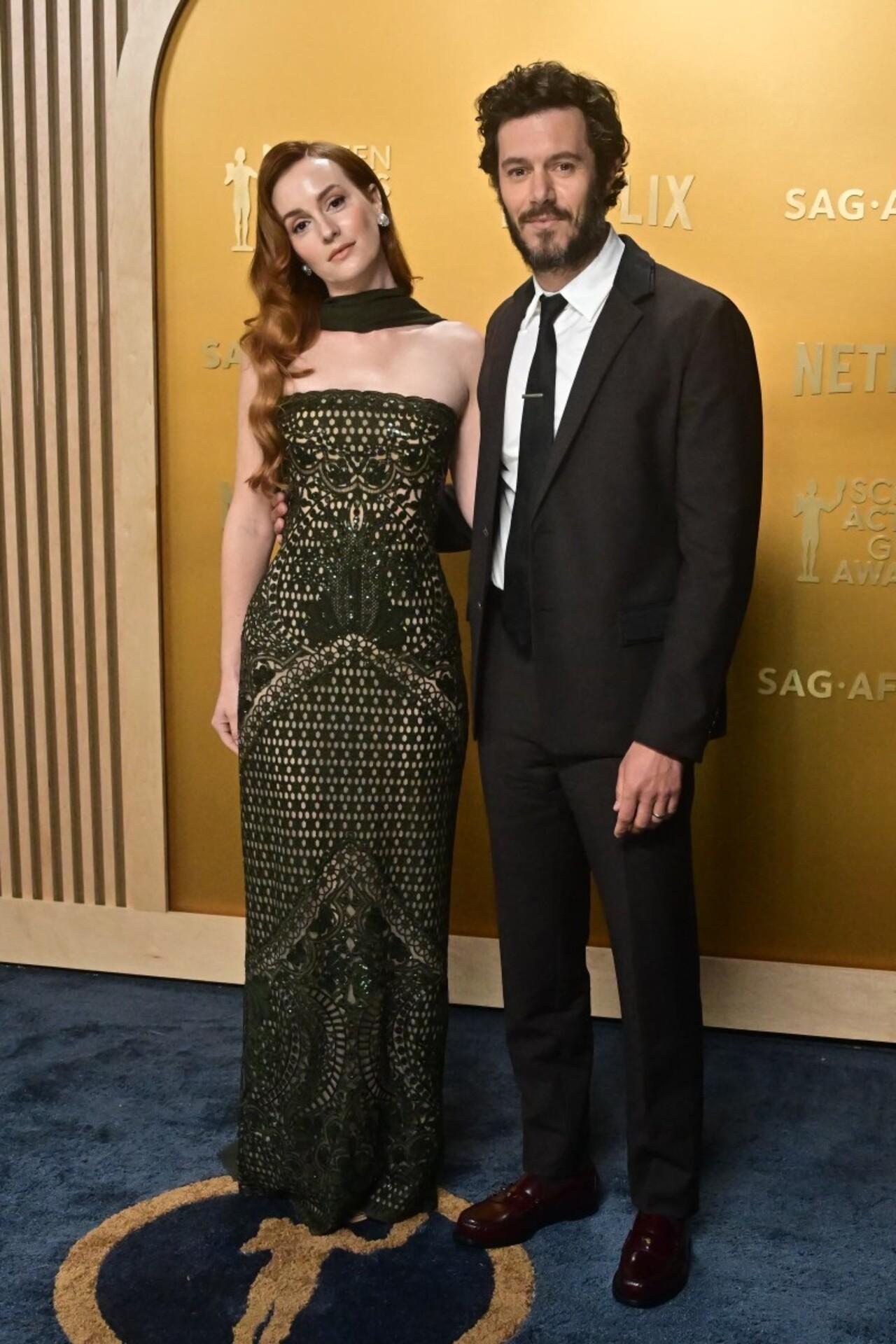 Actors Adam Brody and Leighton Meester made for gorgeous looking couple on the red carpet