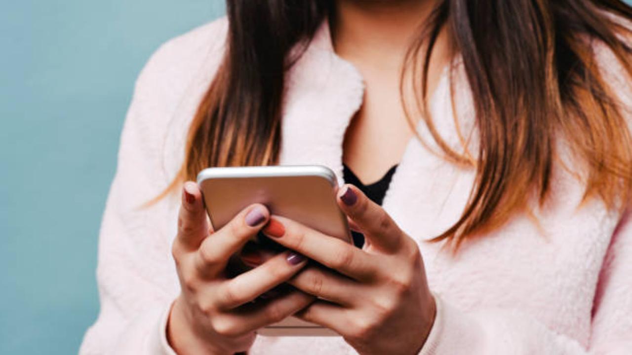 No link between mobile phone use and various cancers: Study