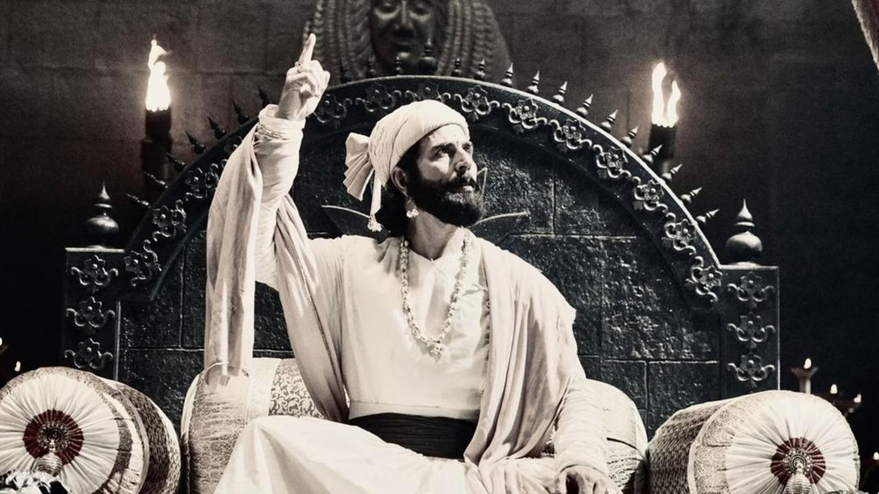 Vedat Marathe Veer Daudle Saat (Upcoming) 
It is an unreleased Indian Marathi-language period drama film directed by Mahesh Manjrekar and produced by Vaseem Qureshi under the banner of Qureshi Productions. Akshay Kumar will play the Maratha king. This will also mark his first Marathi film