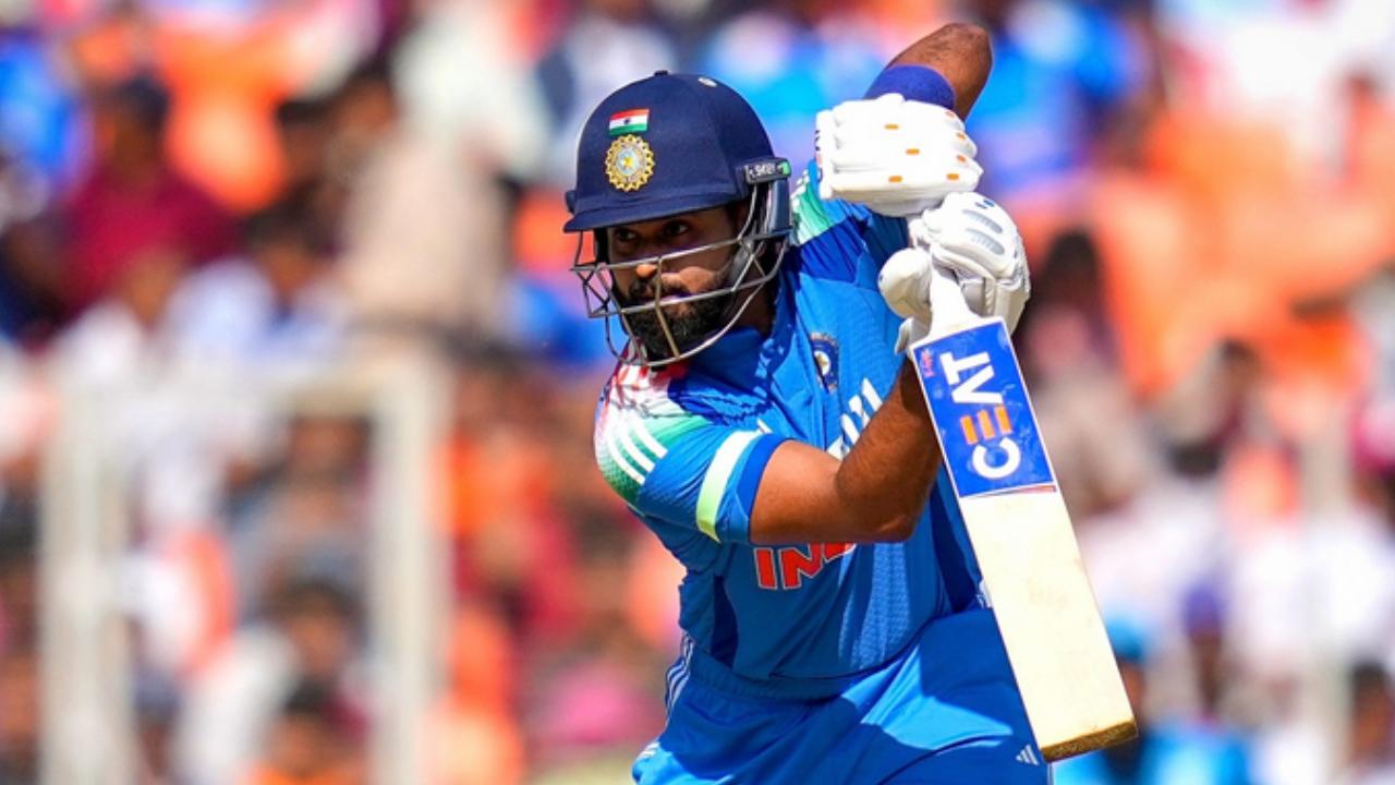No wonder why Shreyas Iyer is Team India's preferred number-four batsman from the current lot of players. Yet again, he delivered a stupendous knock of 78 runs. His innings came to an end in 64 balls which saw him hit 8 fours and 2 sixes