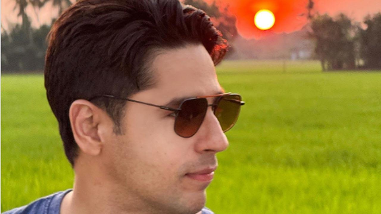 Sidharth Malhotra captures his 'param state of mind' in Kerala - see pic