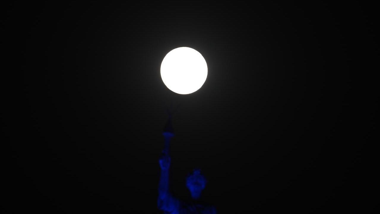 The much-anticipated Snow Moon lit up the sky in Mumbai on February 12. Pic/Atul Kamble