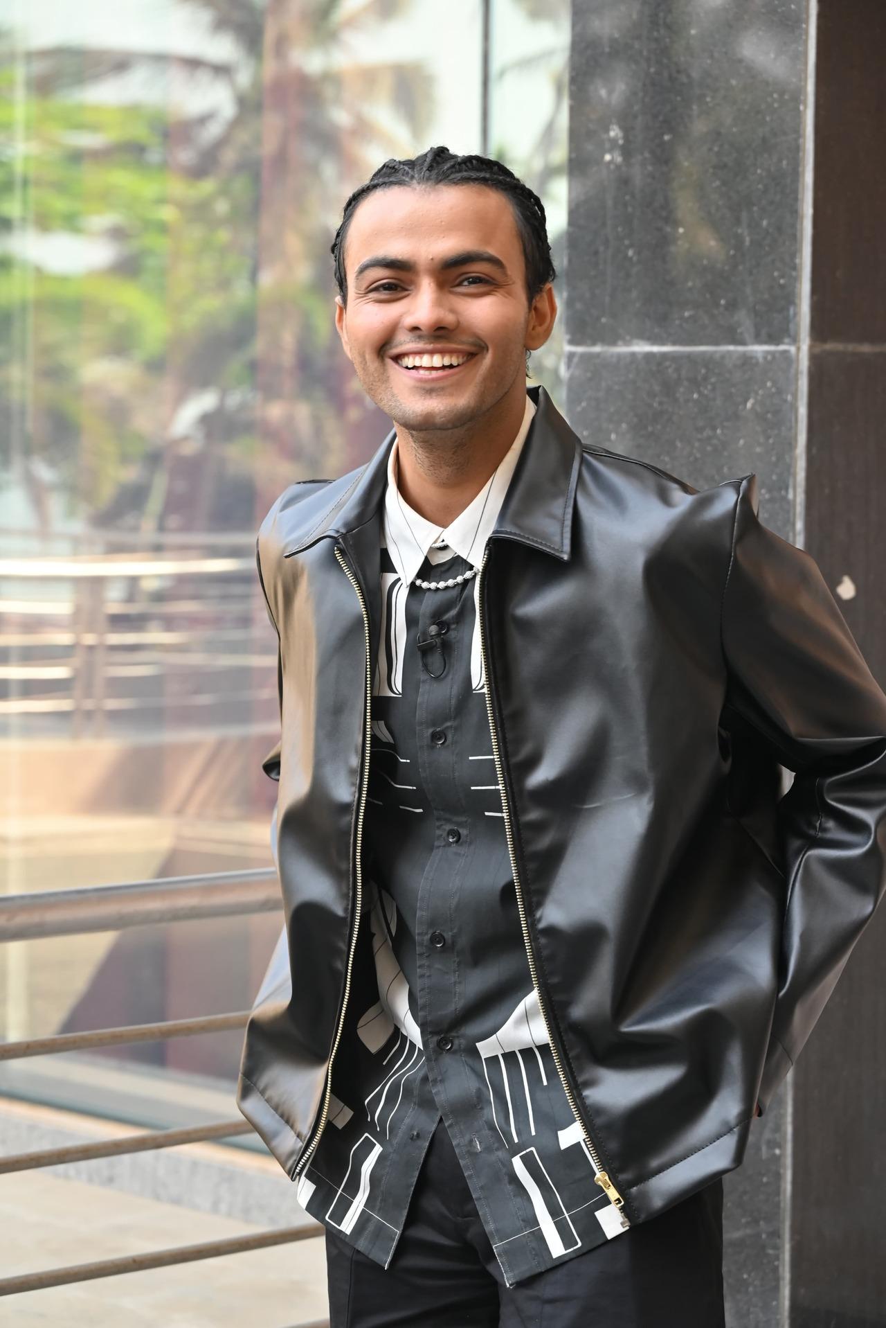 Laapataa Ladies fame Sparsh Shrivastava was seen sporting a different look for his new project.
