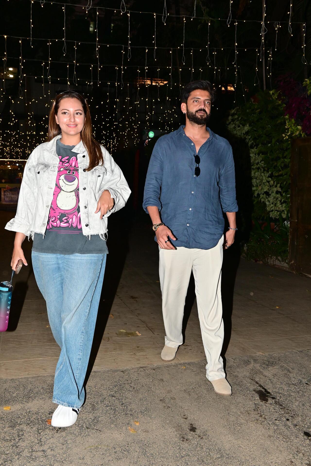 Power couple Sonakshi Sinha and Zaheer Iqbal were spotted together for an outing.